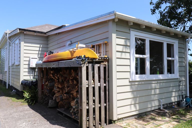 Photo of property in 58 Hakanoa Street, Huntly, 3700