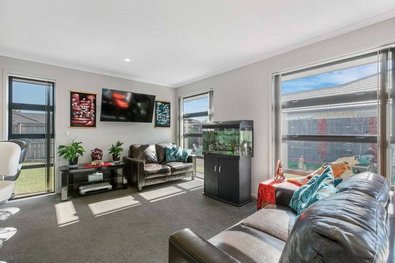 Photo of property in 6 Leet Crescent, Papamoa Beach, Papamoa, 3118