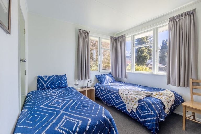 Photo of property in 1 Parekarangi Grove, Turangi, 3334