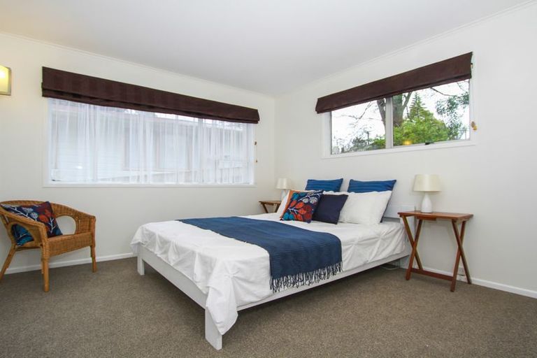 Photo of property in 3 Willowbrook Place, Titirangi, Auckland, 0604