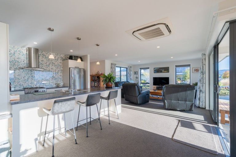 Photo of property in 24 Burnby Drive, Te Anau, 9679