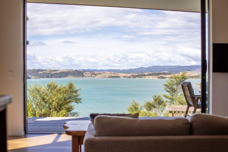 Photo of property in 64a Greenslade Road, Raglan, 3295