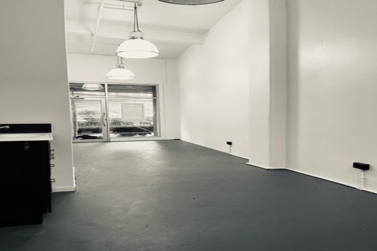 Photo of property in Orange House/land Equity, 6/182 Wakefield Street, Te Aro, Wellington, 6011