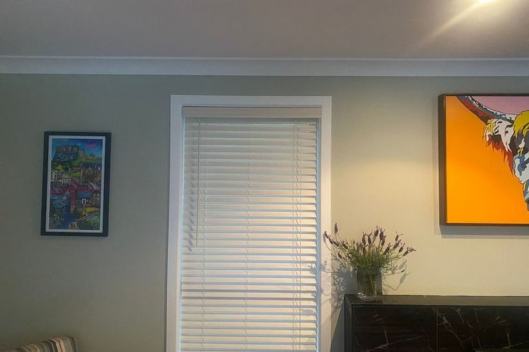 Photo of property in 1078 Scenic Drive North, Swanson, Auckland, 0816