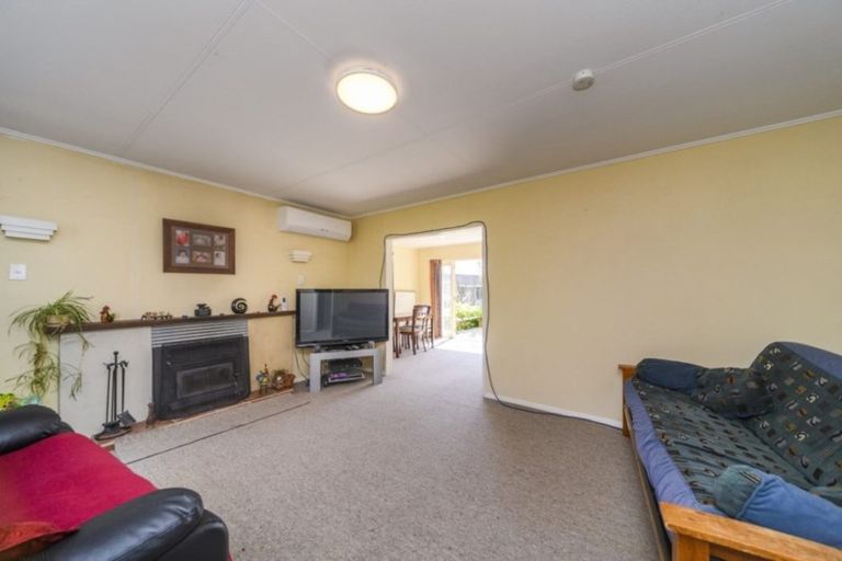 Photo of property in 14 Marsden Place, Awapuni, Palmerston North, 4412
