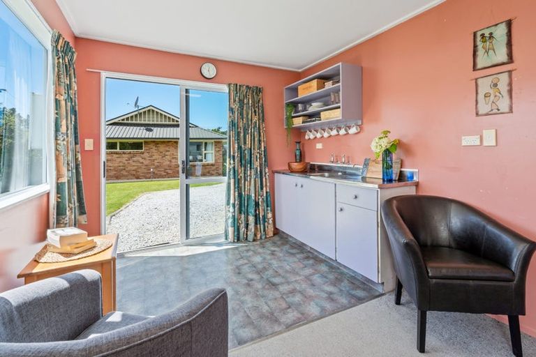 Photo of property in 3 Beach Street, Waikouaiti, 9510