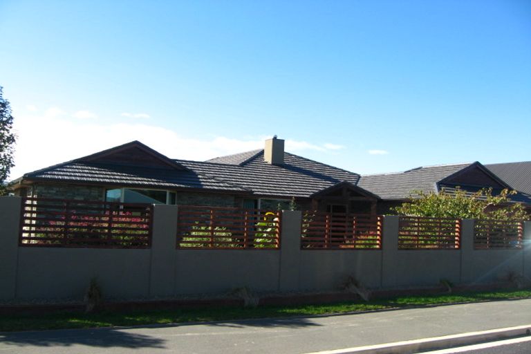 Photo of property in 15 Fenty Place, Mosgiel, 9024