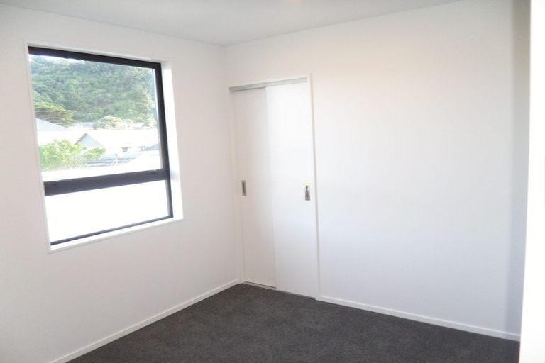 Photo of property in 16 Inglis Street, Seatoun, Wellington, 6022
