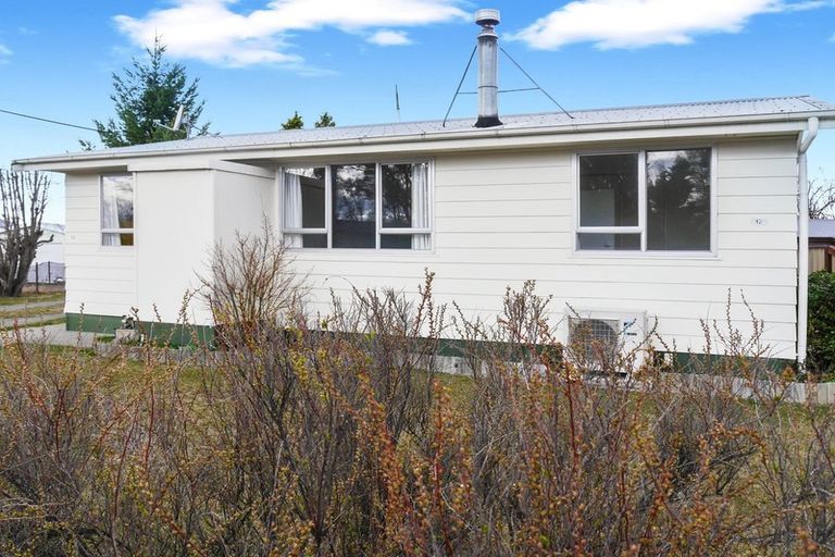 Photo of property in 12 Sealy Street, Twizel, 7901