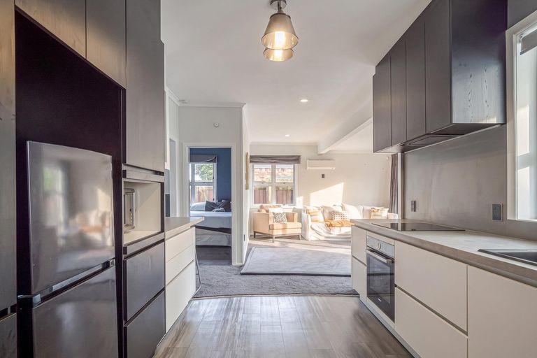 Photo of property in 53b Hamilton Road, Cambridge, 3434