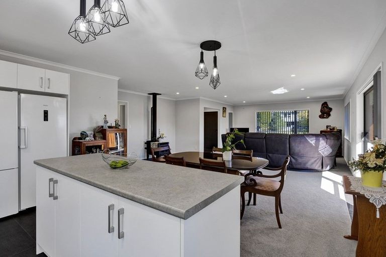 Photo of property in 50 Oberon Street, Stratford, 4332