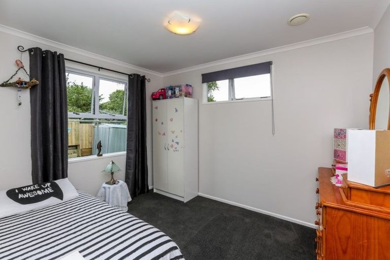 Photo of property in 10 Heaphy Street, Westown, New Plymouth, 4310