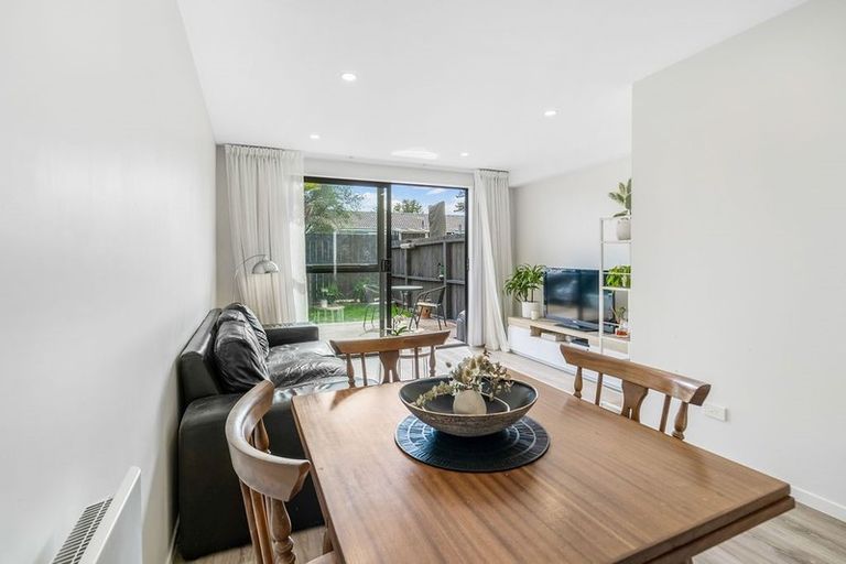 Photo of property in 35 Ivy Nola Way, Henderson, Auckland, 0612