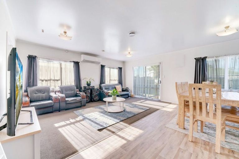 Photo of property in 21 Bettina Place, Manurewa, Auckland, 2102