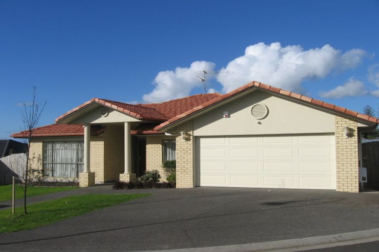 Photo of property in 4 Lamberg Close, East Tamaki, Auckland, 2013