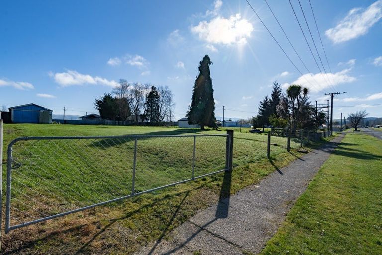 Photo of property in 60 Hastings Street, Ohai, 9635