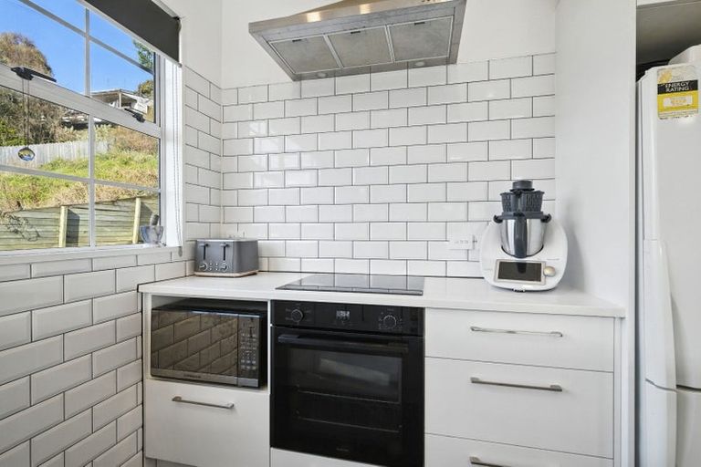 Photo of property in 100 Main South Road, Green Island, Dunedin, 9018