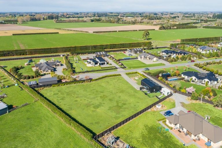 Photo of property in 67 Warwick Road, Swannanoa, Rangiora, 7475