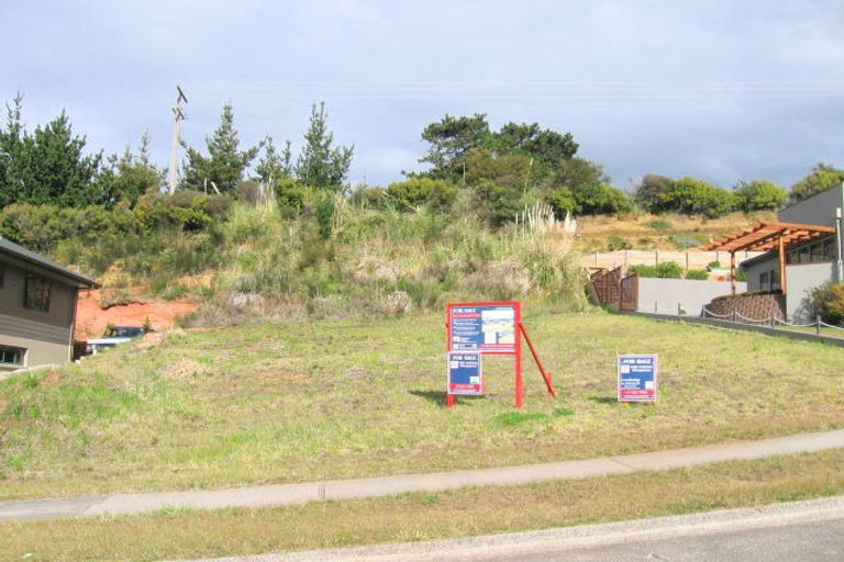 Photo of property in 113 Pacific View Drive, Whangamata, 3620