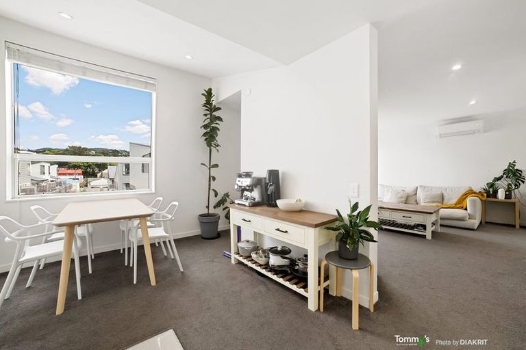 Photo of property in 27/31 Princess Terrace, Newtown, Wellington, 6021