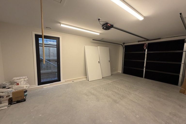 Photo of property in 6 Rowe Drive, Jacks Point, 9371