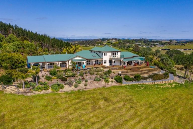 Photo of property in 10 Rangitane Road, Kerikeri, 0294