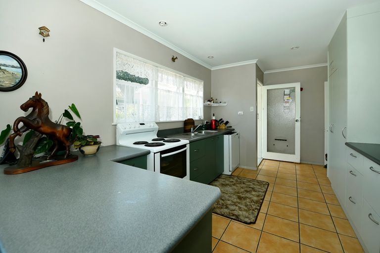 Photo of property in 34 Fergusson Street, Stoke, Nelson, 7011