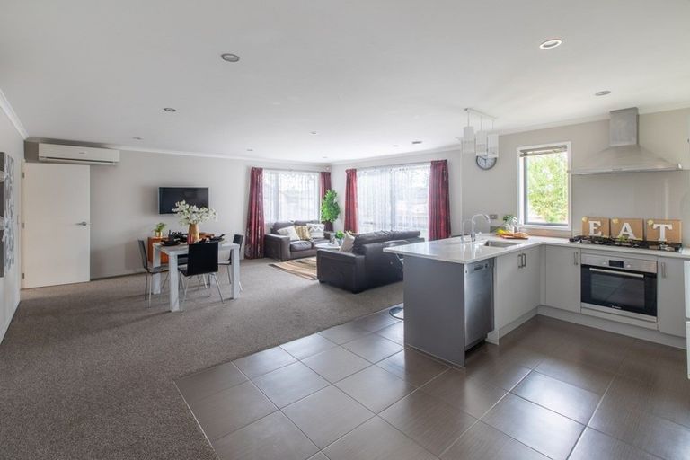 Photo of property in 7 Kennedy Lane, Hamilton East, Hamilton, 3216