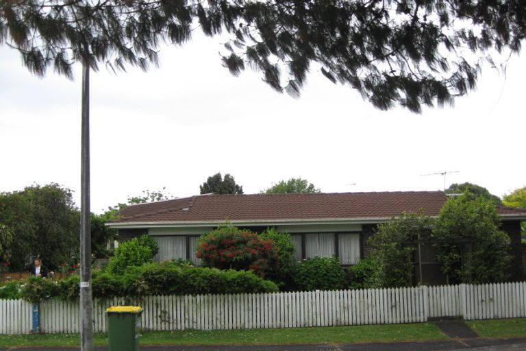 Photo of property in 10a Sharivari Place, Conifer Grove, Takanini, 2112