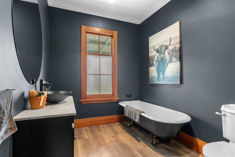 Photo of property in 13 Ash Grove, Maungaturoto, 0520