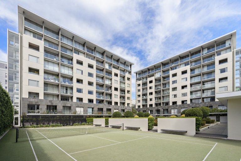 Photo of property in Sanctum Apartment, 10ua72 Ebor Street, Te Aro, Wellington, 6011