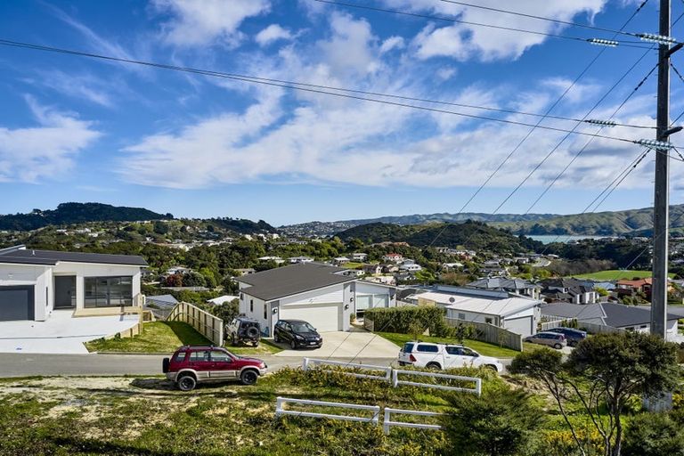 Photo of property in 9 Polestar Lane, Whitby, Porirua, 5024