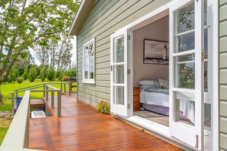 Photo of property in 49 Bright Street, Eketahuna, 4900