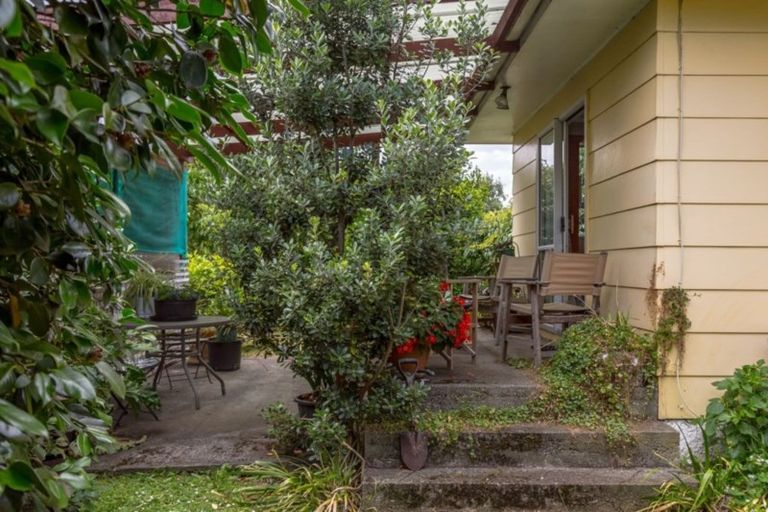 Photo of property in 5 Baillie Crescent, Carterton, 5713