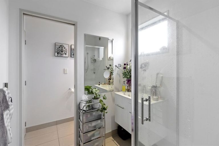 Photo of property in 34a Packe Street, Edgeware, Christchurch, 8013