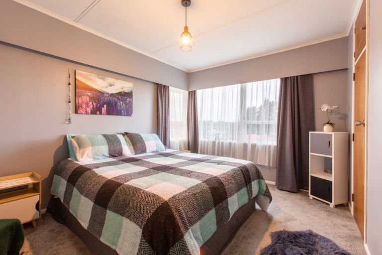 Photo of property in 11 Ries Street, Dannevirke, 4930