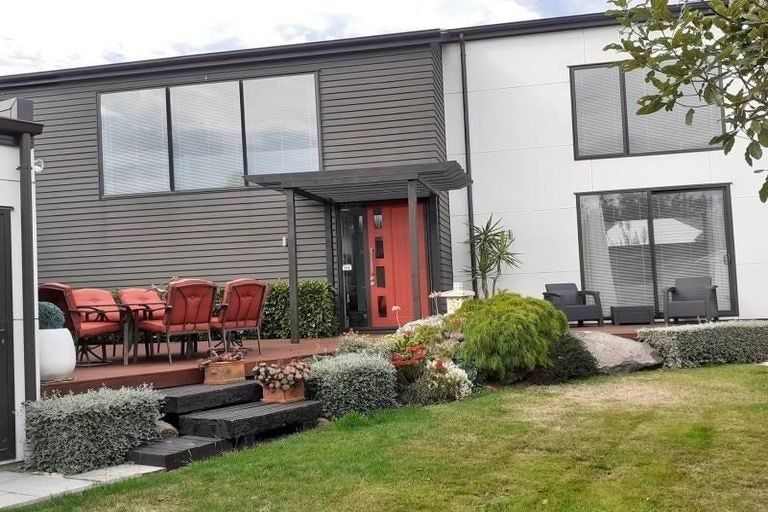Photo of property in 74 Glenstrae Road, Redcliffs, Christchurch, 8081