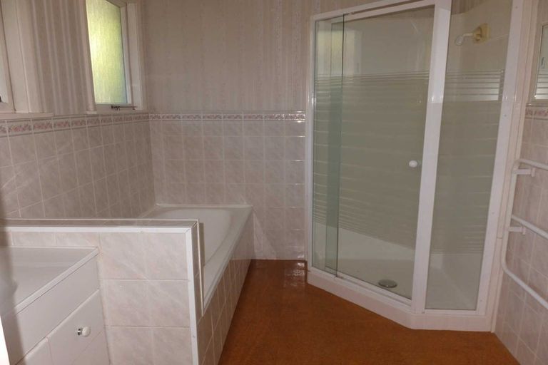 Photo of property in 22 Powell Crescent, Ilam, Christchurch, 8041