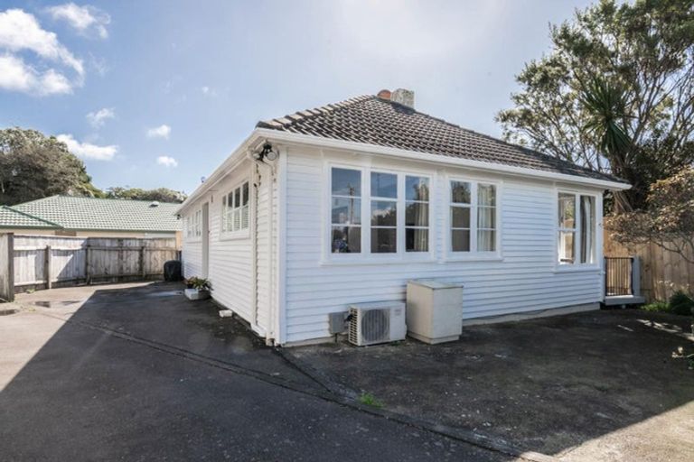 Photo of property in 18 Kipling Street, Johnsonville, Wellington, 6037