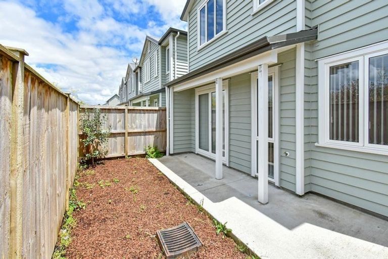 Photo of property in 12 Saddleback Crescent, Papakura, 2110