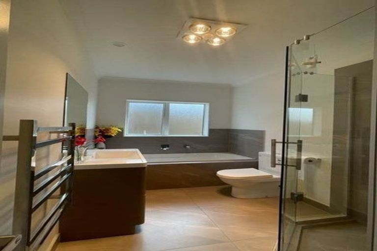 Photo of property in 55 Tawhiti Road, Pukekohe, 2120