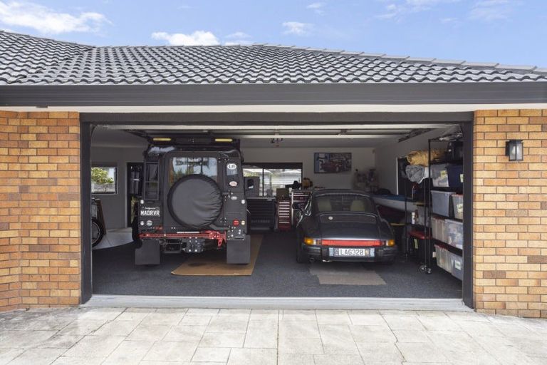 Photo of property in 8 Fuchsia Place, Mount Maunganui, 3116