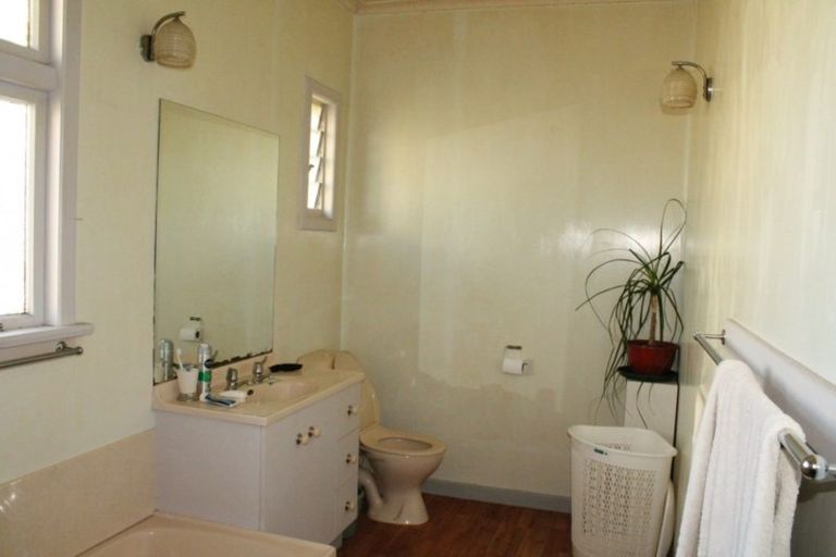 Photo of property in 184 Park Street, Winton, 9720