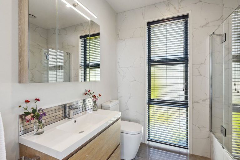 Photo of property in 15 Karekare Road, Raumati South, Paraparaumu, 5032