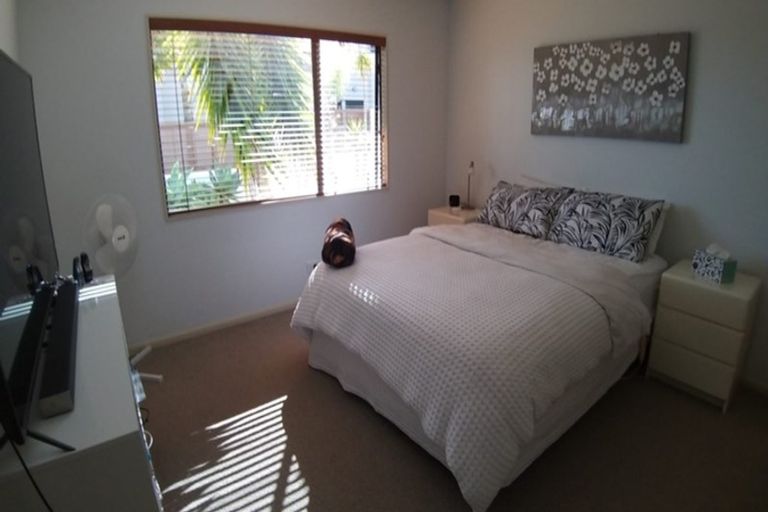 Photo of property in 63 Quedley Court, Eastern Beach, Auckland, 2012