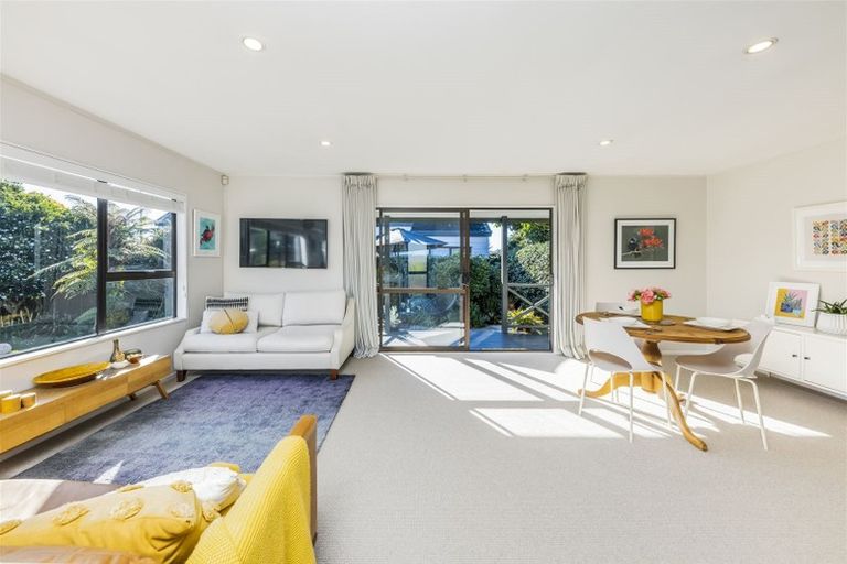 Photo of property in 2/445 Great South Road, Papatoetoe, Auckland, 2025