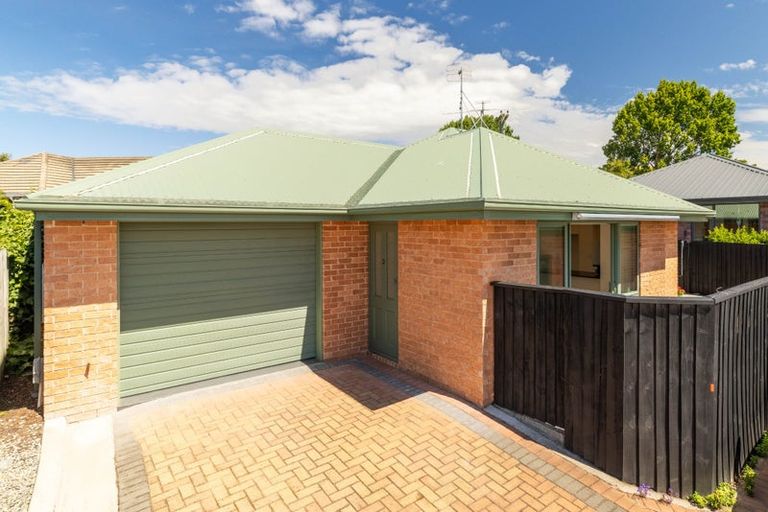 Photo of property in 4/6 Wainoni Road, Wainoni, Christchurch, 8061