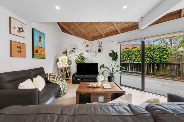 Photo of property in 1/19 Galsworthy Place, Bucklands Beach, Auckland, 2014