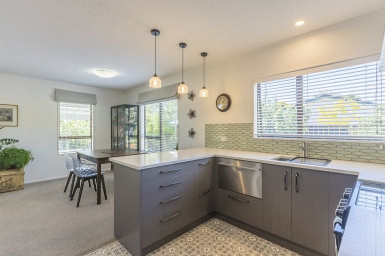 Photo of property in 7a Rosewood Place, Paraparaumu, 5032