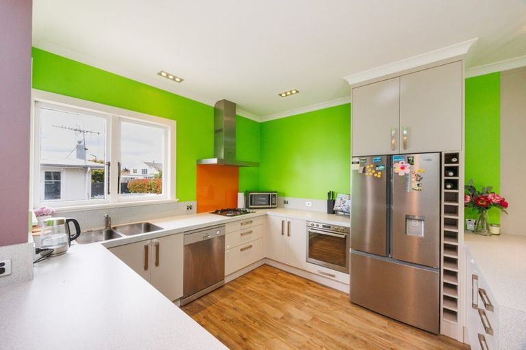 Photo of property in 107 Fitzroy Street, Terrace End, Palmerston North, 4410